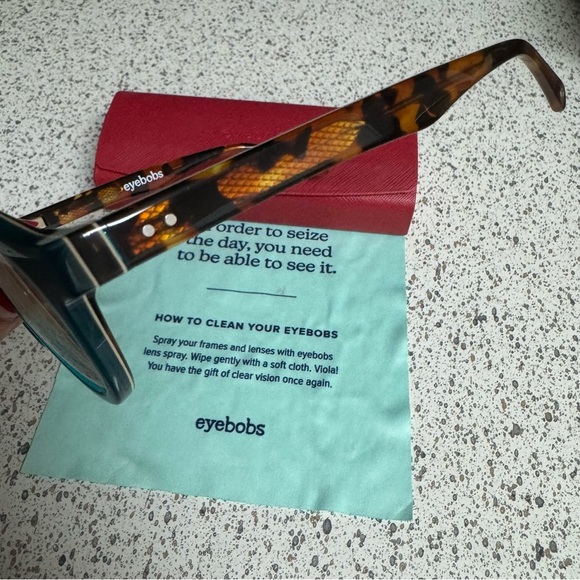 Eyebobs Reading Glasses TV Party Frame 2236-59 - Picture 8 of 8